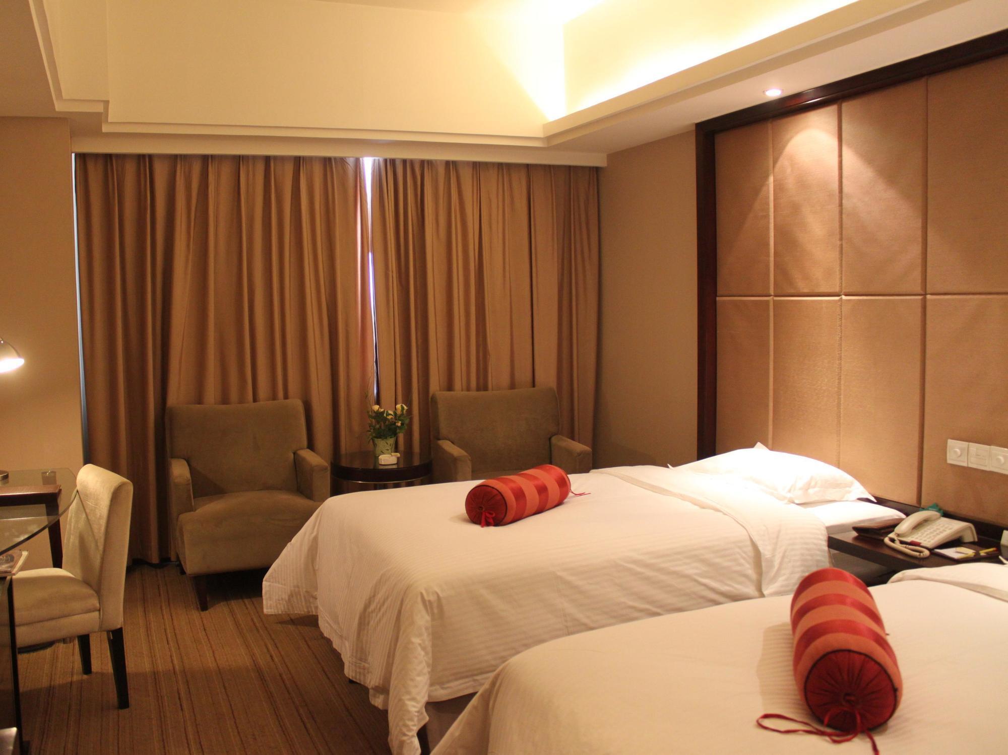 Zhengzhou Yuehai Hotel Bagian luar foto